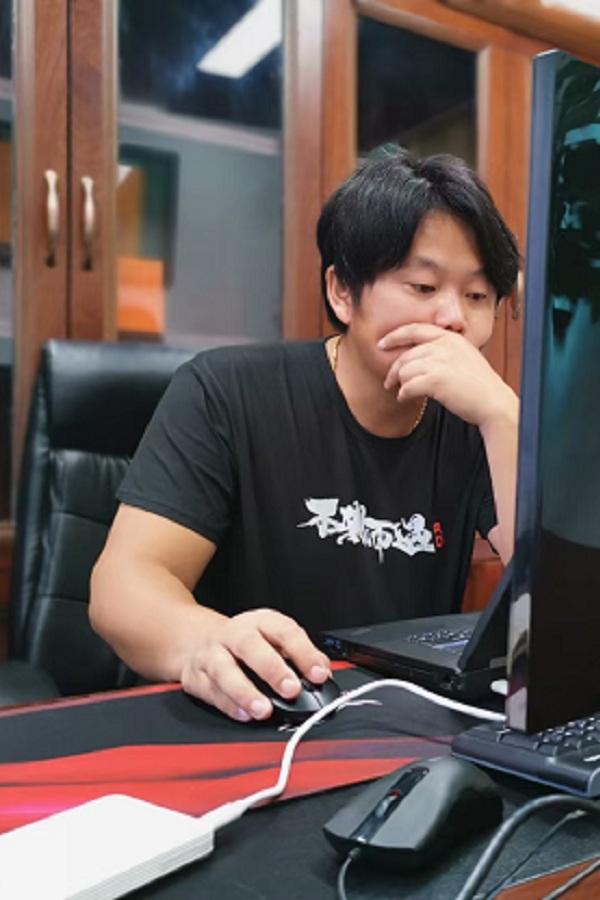 沪商汇文化产业合伙人-李明国